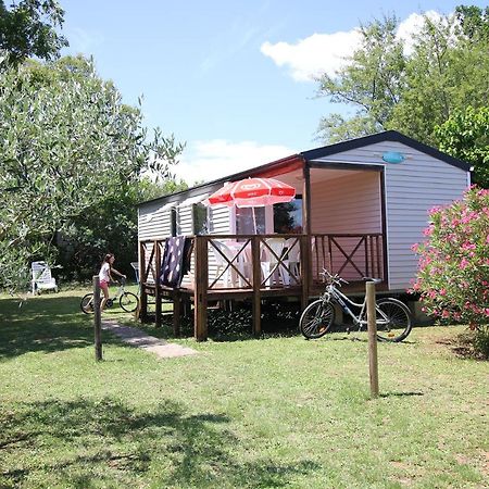 Charmant Camping Familiale 3 Etoiles Vue 360 Plage Piscine A Debordement Empl Xxl Labeaume Zewnętrze zdjęcie