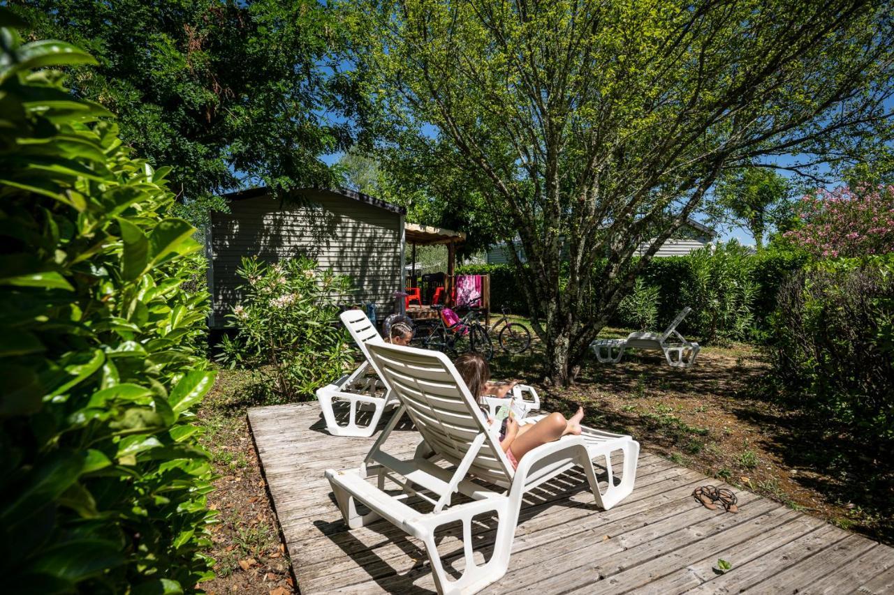 Charmant Camping Familiale 3 Etoiles Vue 360 Plage Piscine A Debordement Empl Xxl Labeaume Zewnętrze zdjęcie