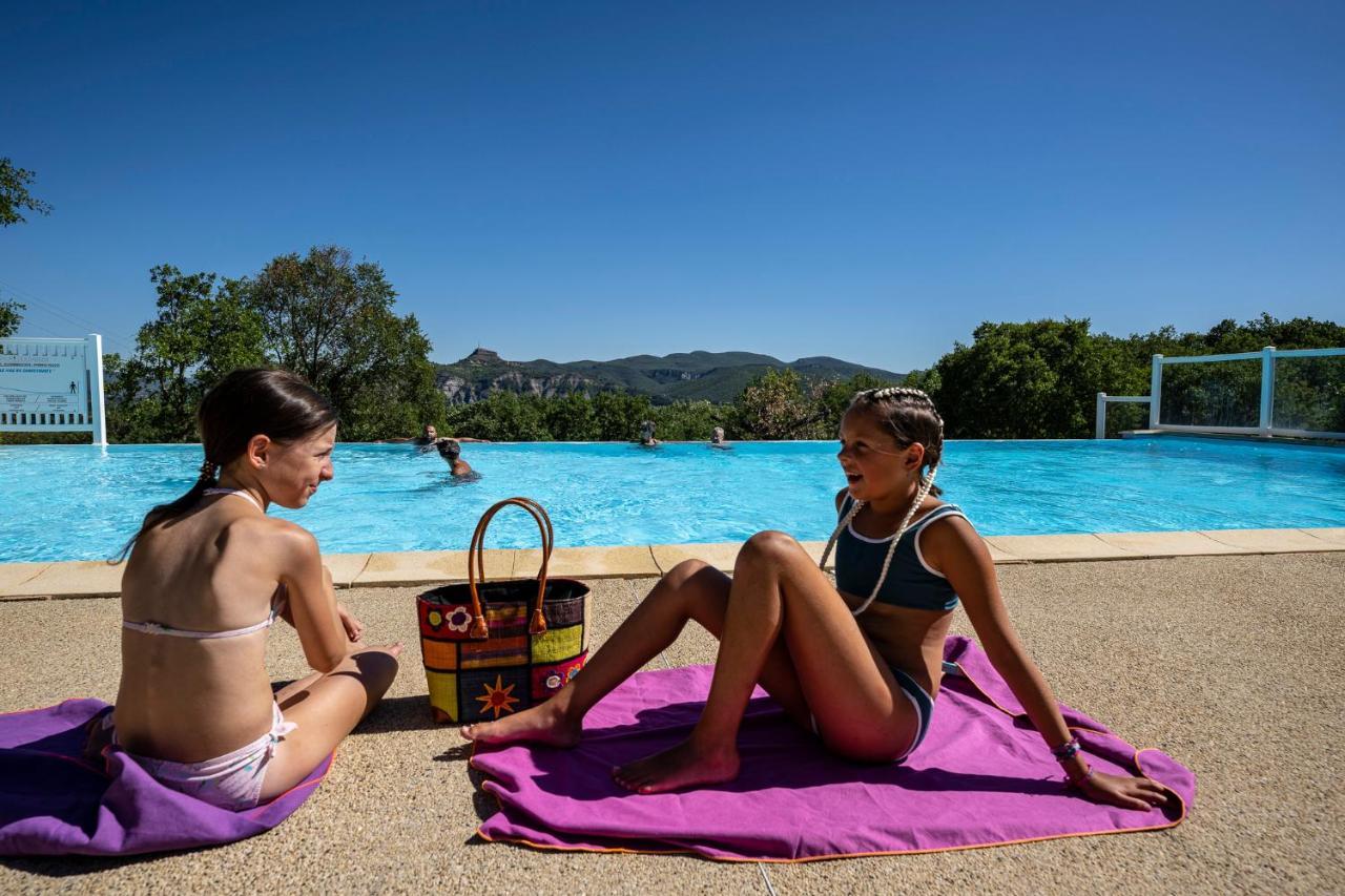 Charmant Camping Familiale 3 Etoiles Vue 360 Plage Piscine A Debordement Empl Xxl Labeaume Zewnętrze zdjęcie