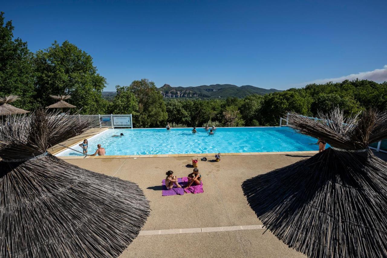Charmant Camping Familiale 3 Etoiles Vue 360 Plage Piscine A Debordement Empl Xxl Labeaume Zewnętrze zdjęcie