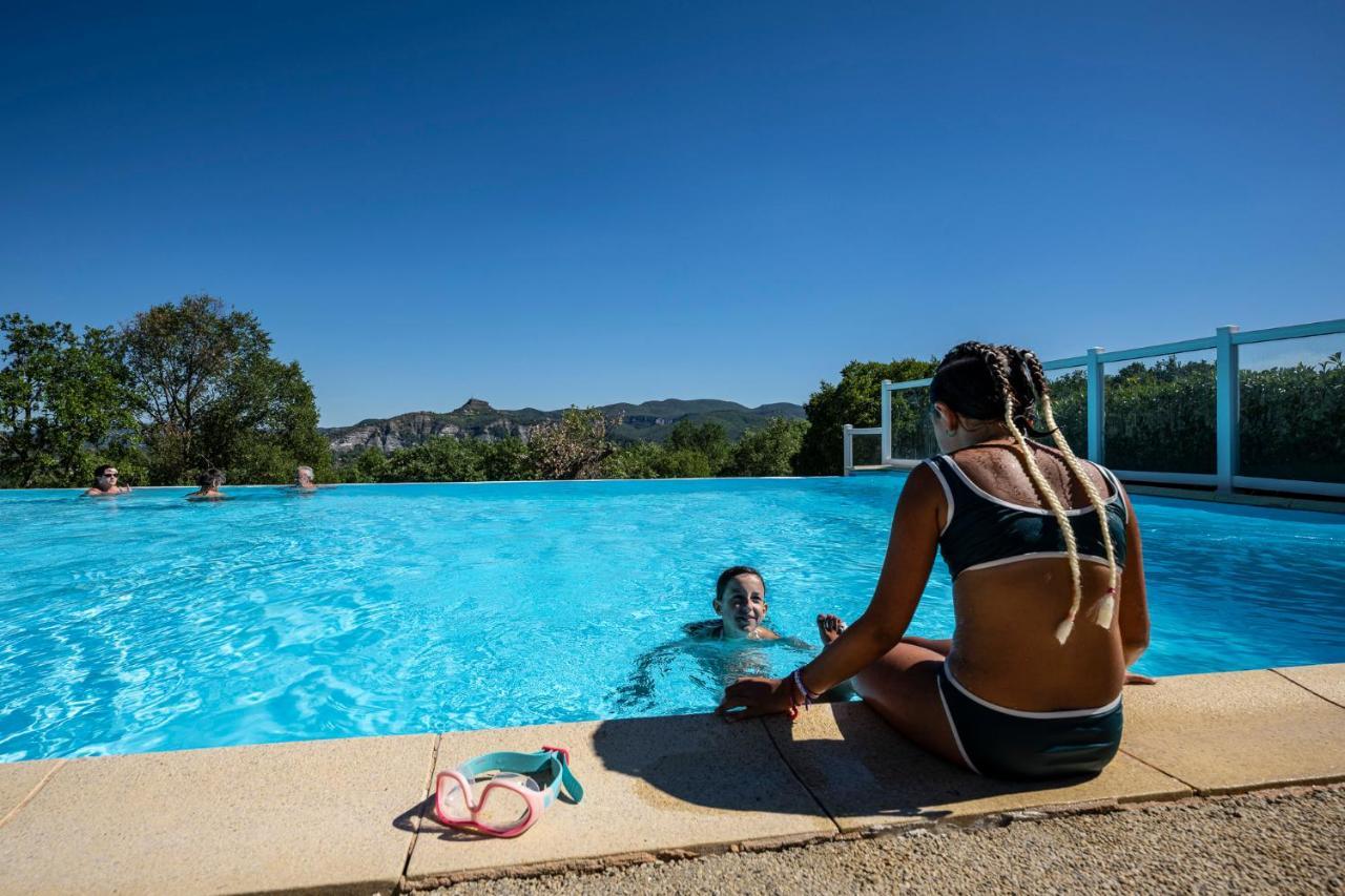 Charmant Camping Familiale 3 Etoiles Vue 360 Plage Piscine A Debordement Empl Xxl Labeaume Zewnętrze zdjęcie