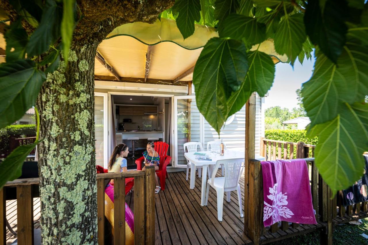 Charmant Camping Familiale 3 Etoiles Vue 360 Plage Piscine A Debordement Empl Xxl Labeaume Zewnętrze zdjęcie