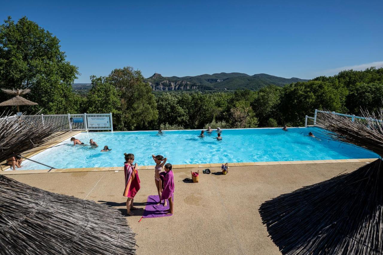 Charmant Camping Familiale 3 Etoiles Vue 360 Plage Piscine A Debordement Empl Xxl Labeaume Zewnętrze zdjęcie